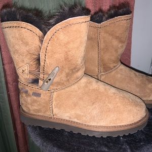 Brand new authentic Womens UGG boots. Size 7